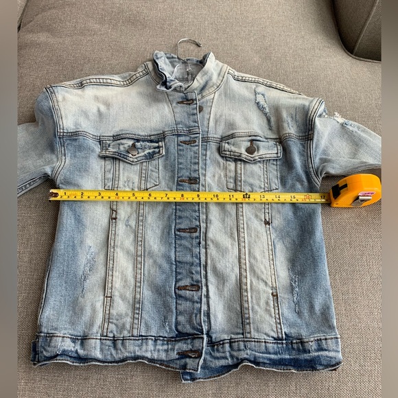 Evidnt Denim Distressed Jean Jacket with Collar NWT Size XS - Picture 9 of 12
